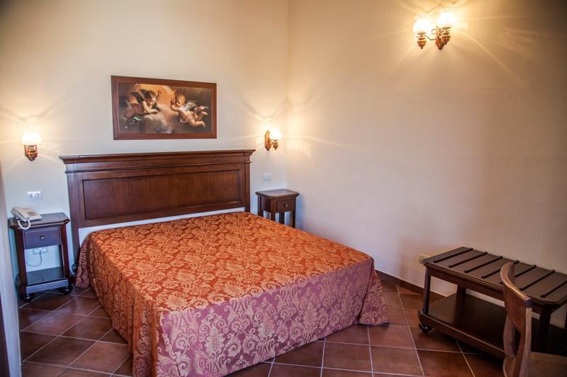 Feudo Bauly Hotel Палацоло Акрейде Екстериор снимка
